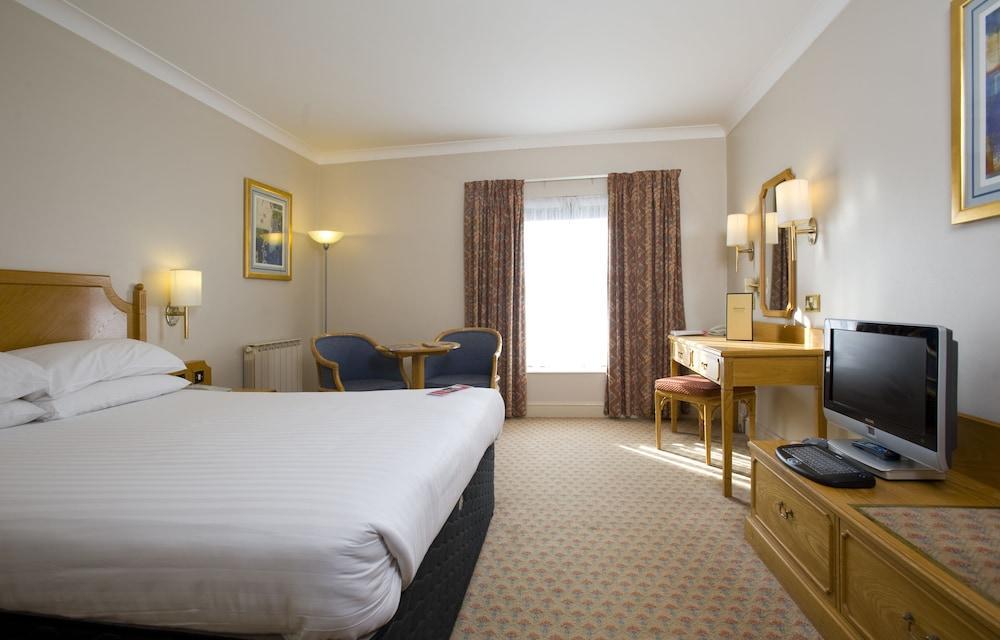 פרנהאם Hogs Back Hotel & Spa Nr Farnham מראה חיצוני תמונה