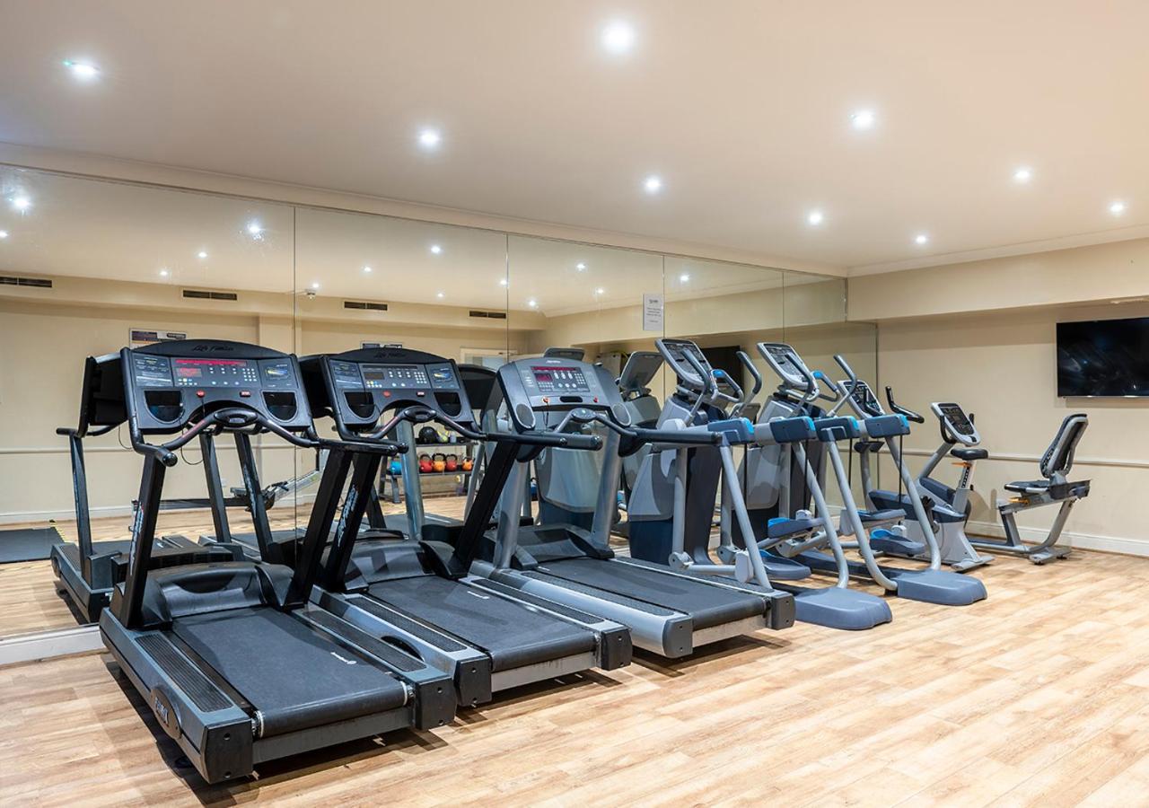 פרנהאם Hogs Back Hotel & Spa Nr Farnham מראה חיצוני תמונה