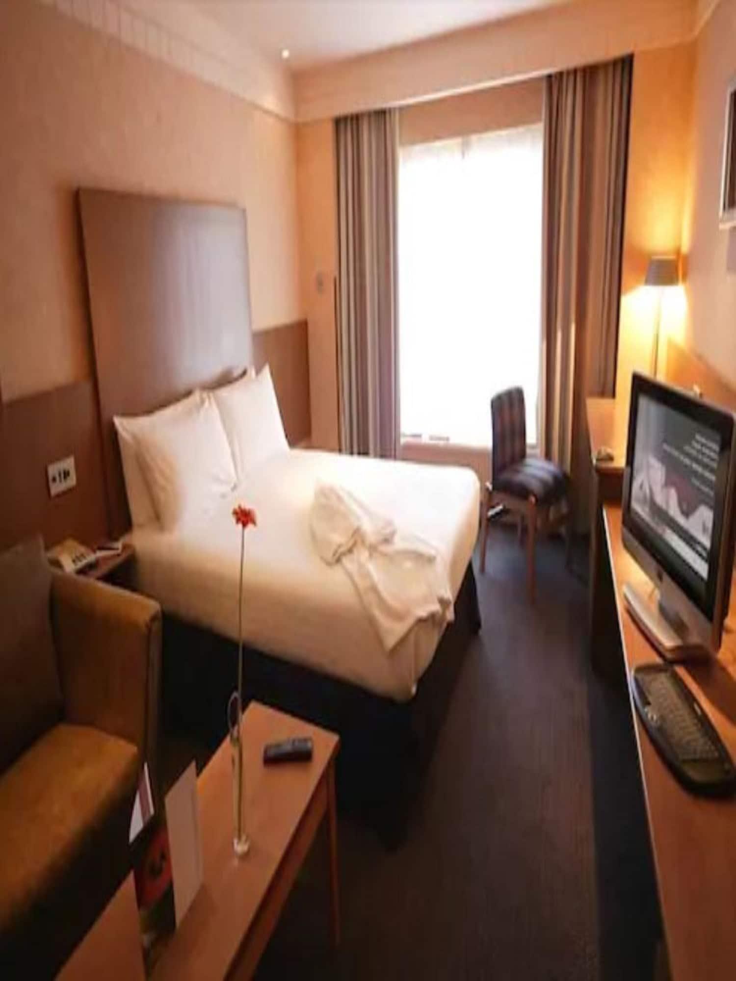 פרנהאם Hogs Back Hotel & Spa Nr Farnham מראה חיצוני תמונה