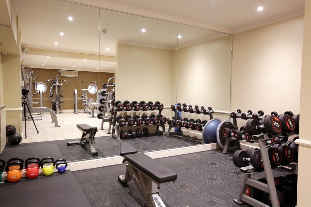 פרנהאם Hogs Back Hotel & Spa Nr Farnham מראה חיצוני תמונה
